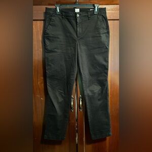 Gap Ladies Black Girlfriend Khakis Size 6